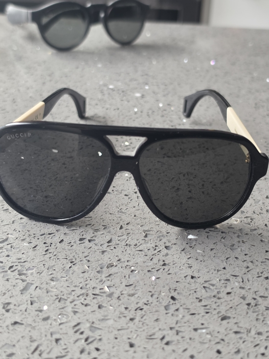 Gucci Other - 100% Authentic Gucci Black Sunglasses w Cream Temples GG0463S No Case No Pouch